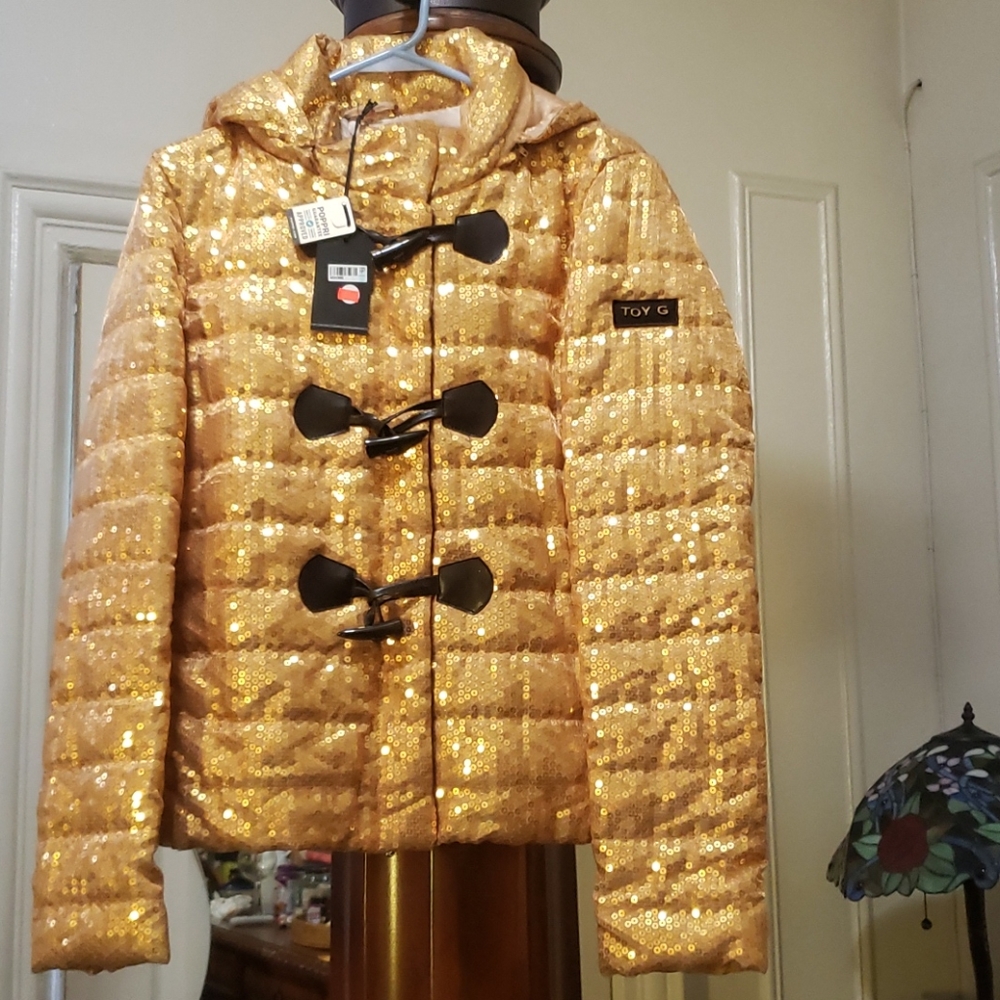 Gorgeous Spring /Fall sequins jacket 😍 👌.